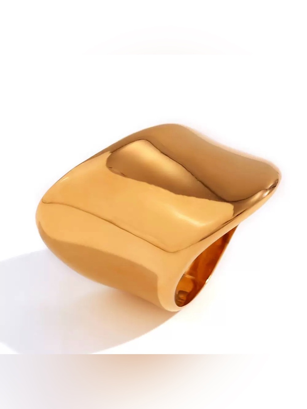 Elegant Gold Wave Statement Ring - Women Jewelry